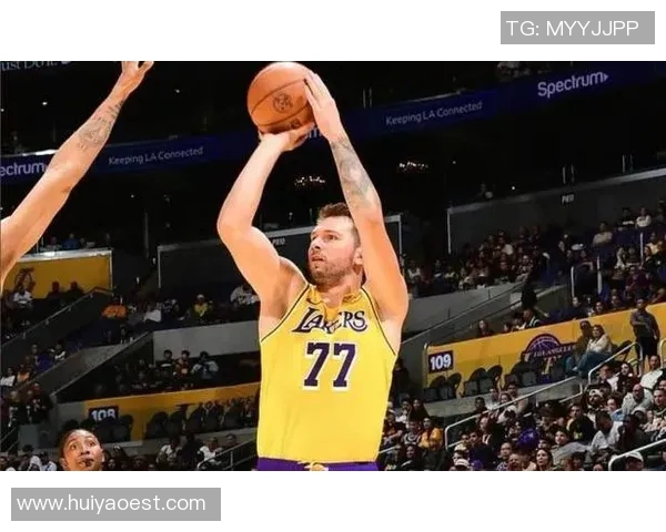 火箭战胜湖人,系列赛增添悬念 火箭战胜湖人,系列赛增添悬念